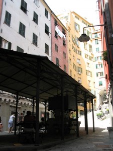 Dai vicoli al mondo: a Genova un Pré Suq con la guida di Chef Kumalè