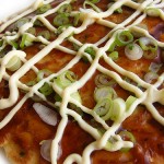 L'okonomiyaki già pronto da gustare