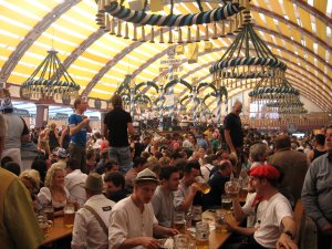 Ein Prosit! Birra e gastronomia bavarese all’Oktoberfest di Genova