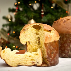 Milano, torna il Re Panettone